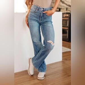 Judy Blue High Rise Tummy Control Distressed Straight Jeans Size 25 (1)